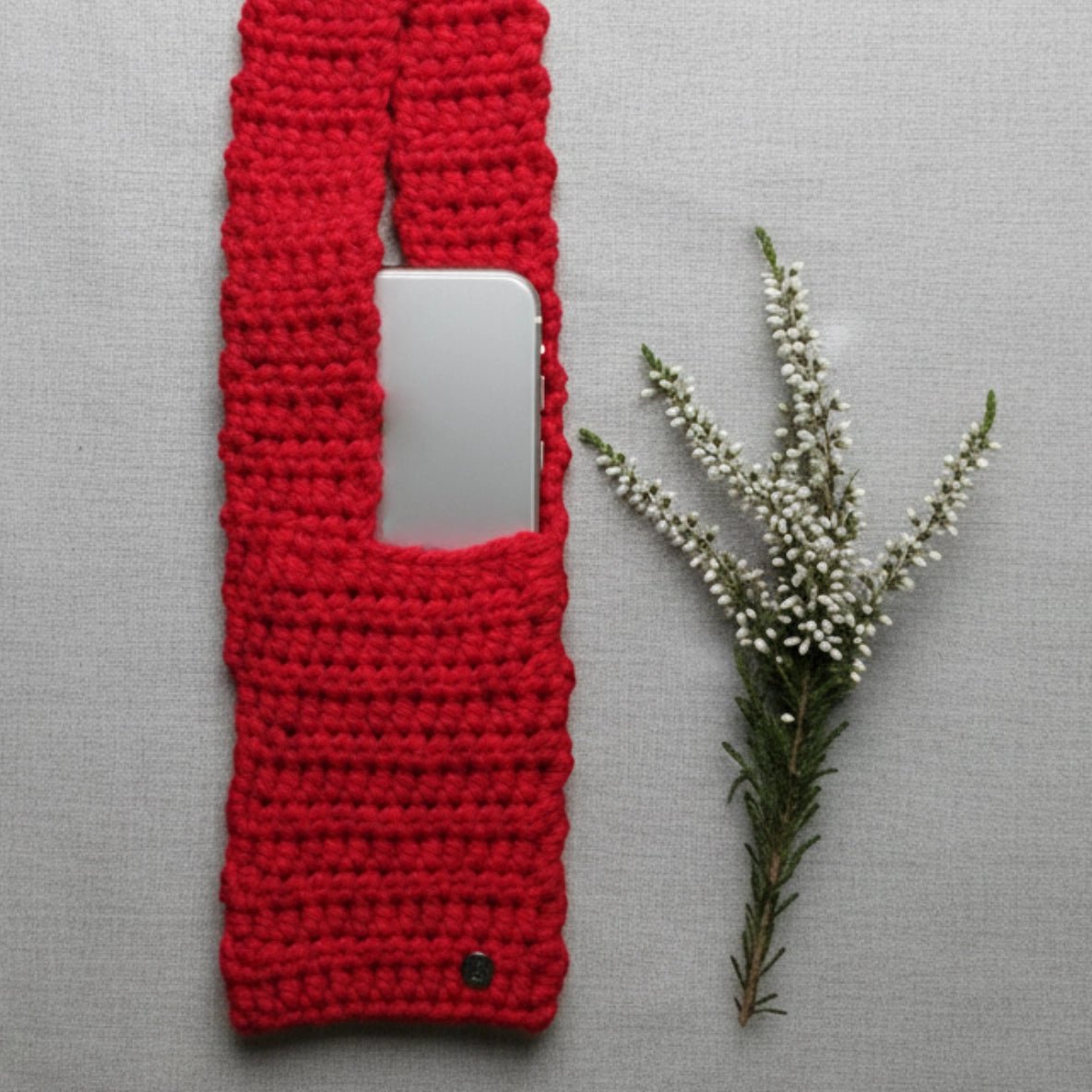 Loomins allPhone Pocket - Ručně háčkovaná kapsa na telefon - Loomins