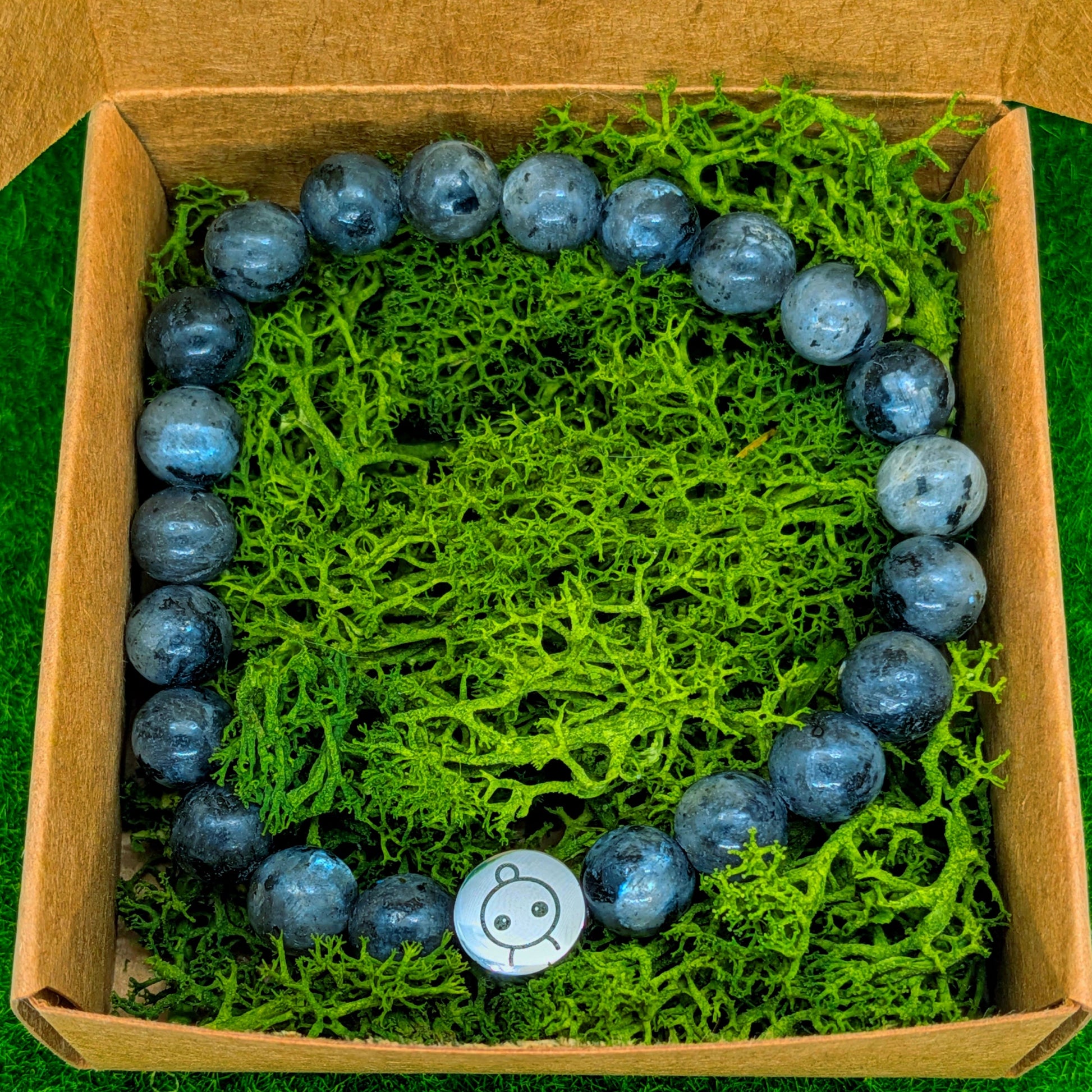 Loomins - Ručně navlékaný náramek z krystalů Labradoritu - Loomins